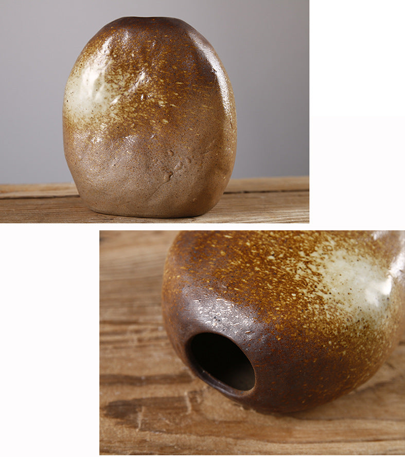 Ceramic small vase